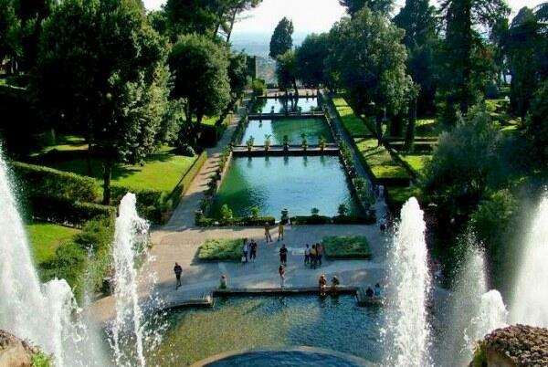 Tivoli Gardens - Villa d'Este and Hadrian's Villa Private Tour